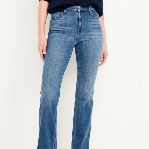 Old Navy High Waste Flare Jeans - Picture 2 of 4